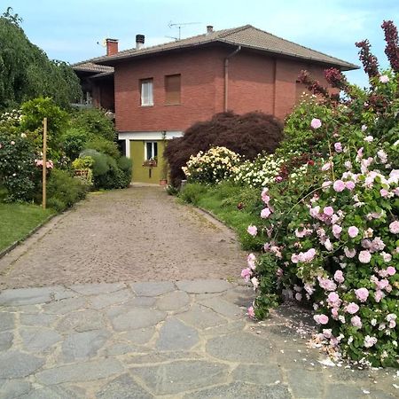 Gattico B&B Villa Giardini Susanna المظهر الخارجي الصورة