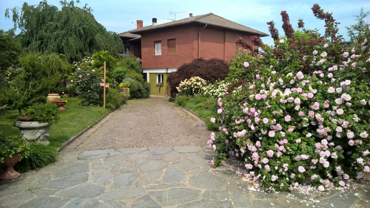 Gattico B&B Villa Giardini Susanna المظهر الخارجي الصورة